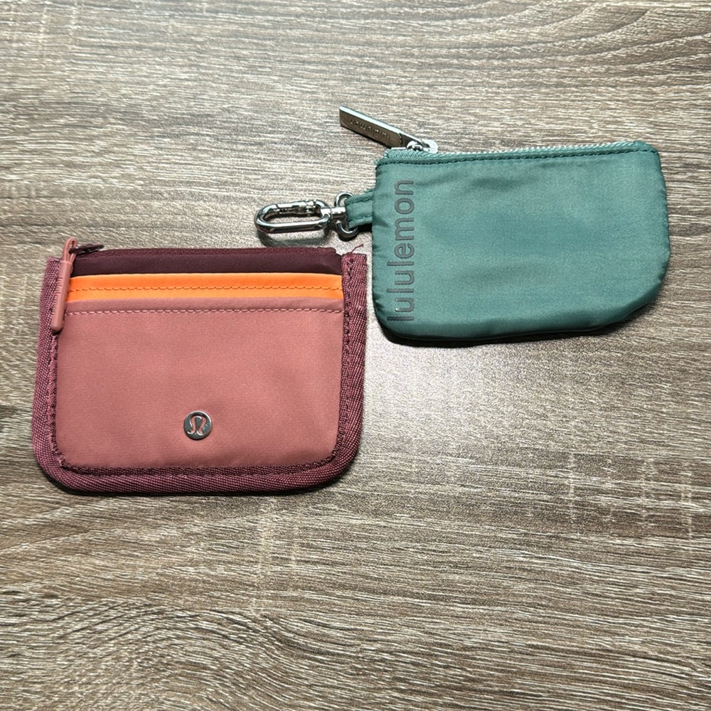 (Like new!) Lululemon card case+ zippered pouch